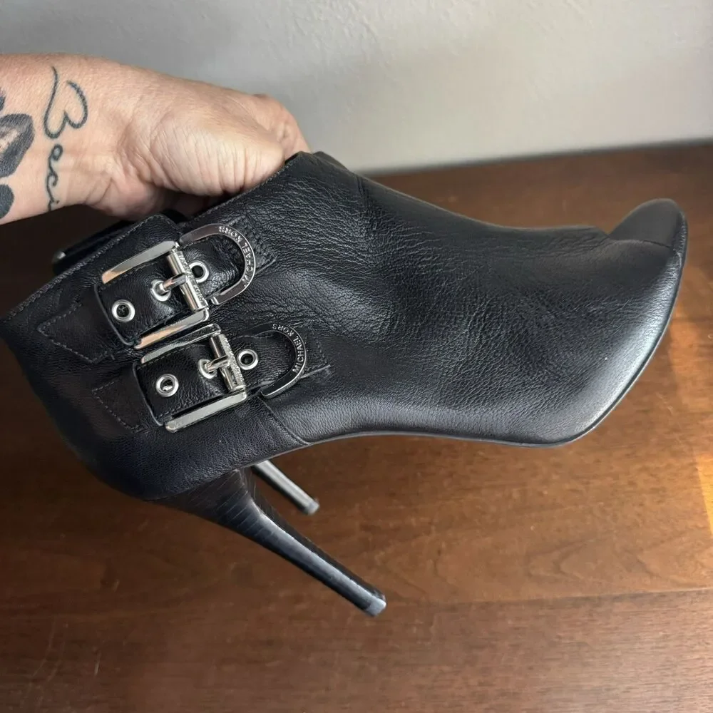 Michael Kors Cheyenne Sz 9.5 Ankle Boot Bootie Black Leather Heels Peep Toe $195